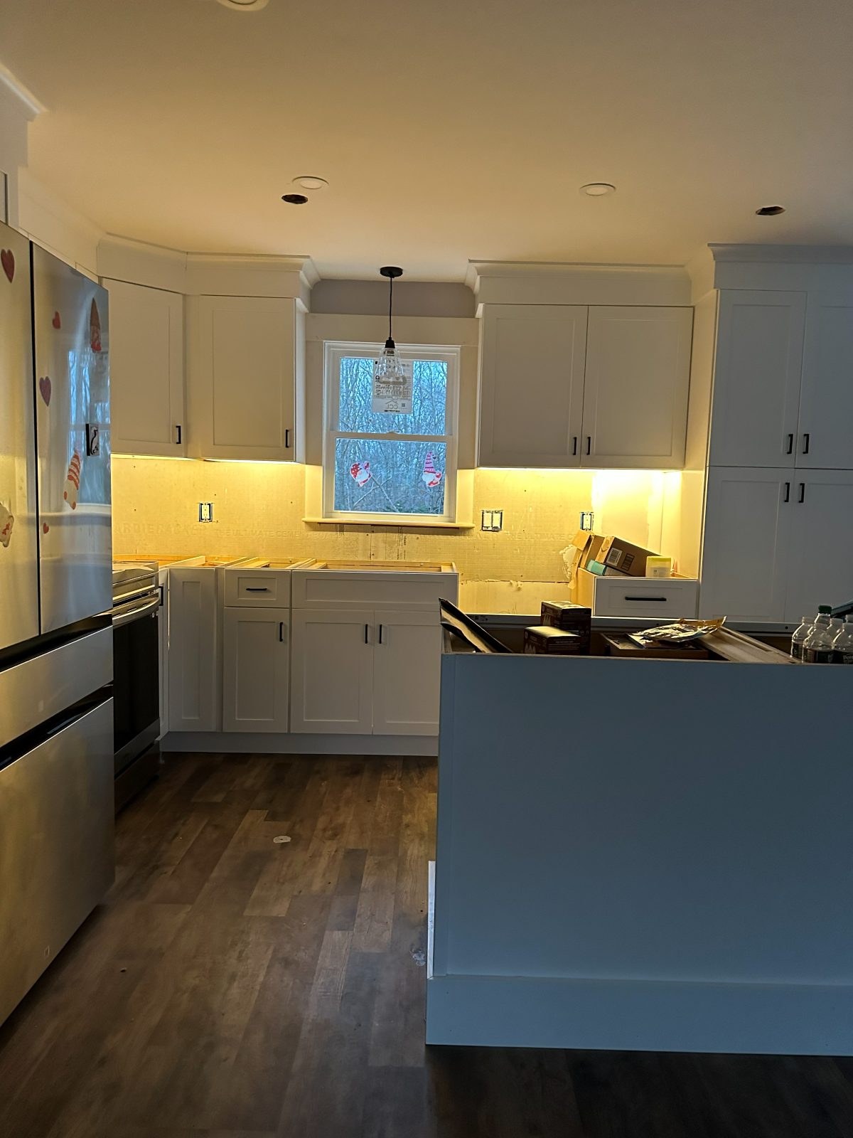 Kitchen with warm LED lighting